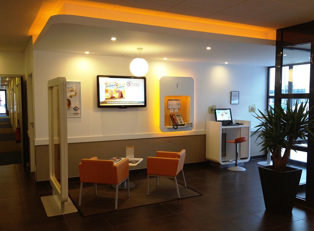 Ibis Budget Roanne Hôtel Exterior foto